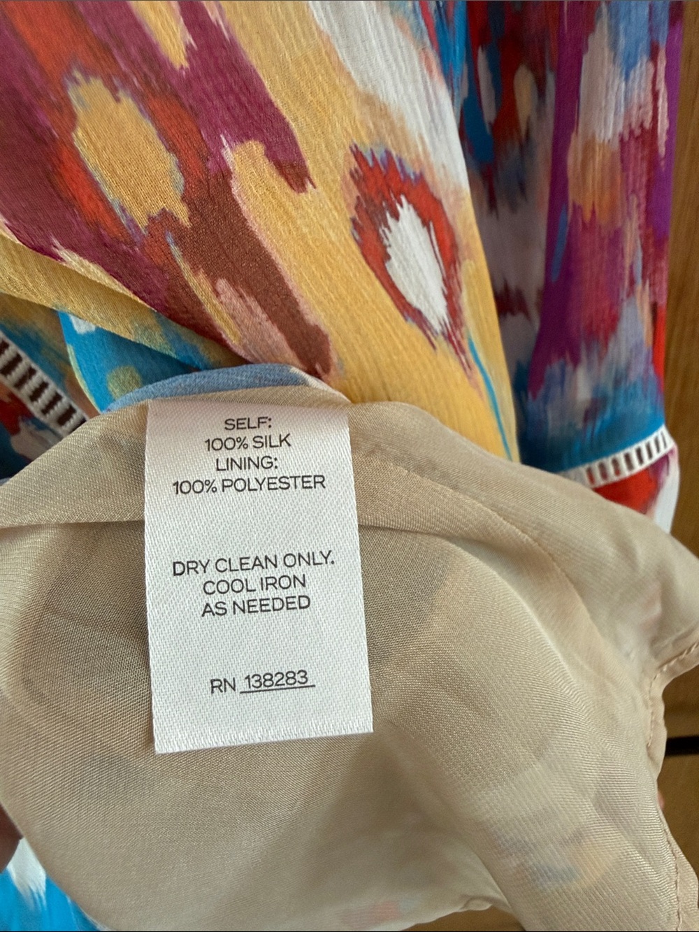 Figue Luz Silk Blouse V Neck Watercolor Colorful Print Womens size XLarge - Picture 10 of 16